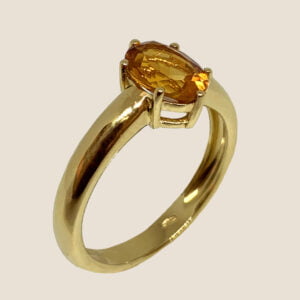 Ring in yellow gold with citrine